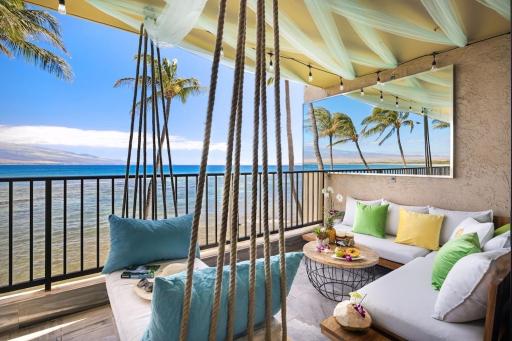 Spectacular luxury , modern oceanfront condo Maalaea-Kihei ,Maui - Housity
