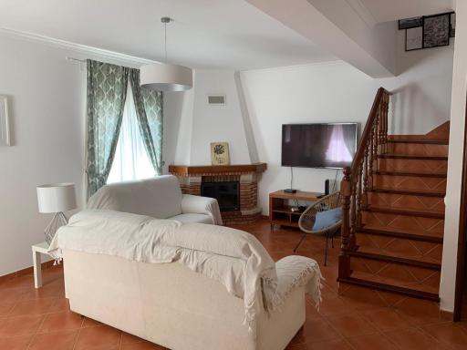 Beach Nature House Almograve- Triple room with terrace and shared bathroom - Fishermen's Trail - Housity