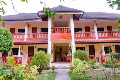 SUNSHINE PARADISE Inn - Housity
