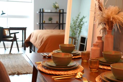 Hollywood CHIC Studio with FREE parking - Hizvo