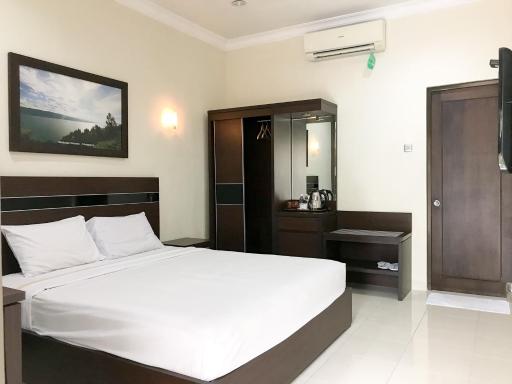 Selorejo Resort Mitra RedDoorz - Housity