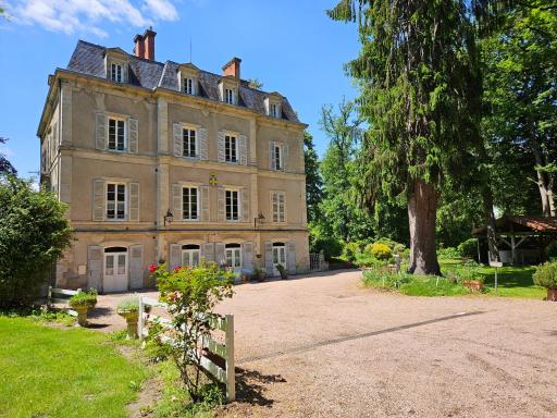 Château de MontSablé - Housity