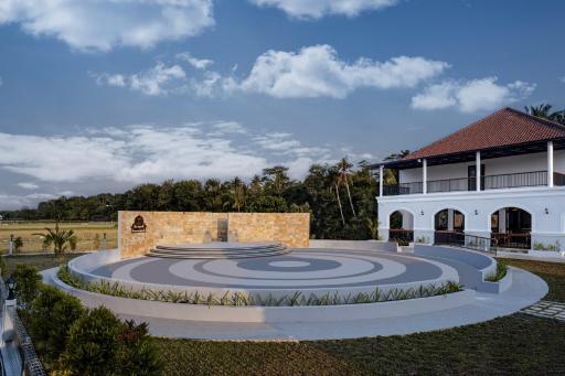 The Amrta Borobudur - Housity