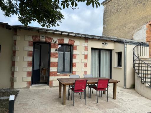 Petit Gîte avec terrasse - Housity