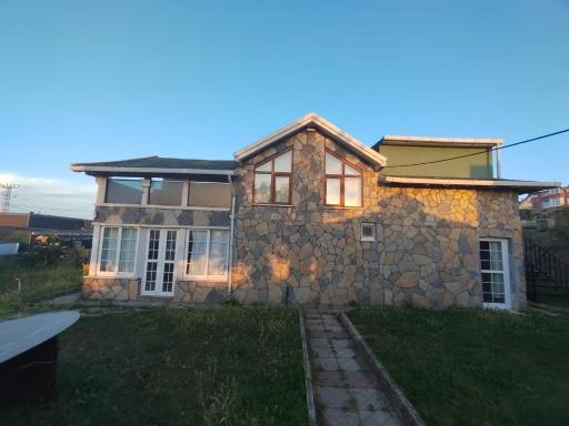 Villa Blacksea - Housity