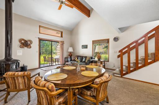 New! Aspen 4 Seasons - Seasonal pool - Close to beaches, parks, golf, and downtown - Housity
