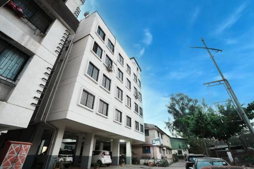 The White House - Housity