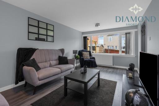 Brand New 4 Bedroom House - Sleeps 4 Fully Equipped, Free Parking, WiFi, Perfect for CONTRACTORS by Diamond Short Lets - Housity