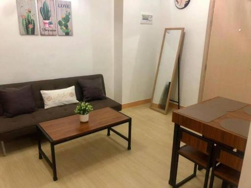 2BR Cozy Condo at Trees Residences Near Sm Fairview - Housity