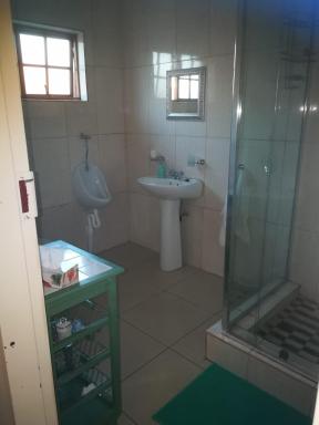King Protea Self Catering Accommodation in Erasmuskloof, Pretoria East - Housity