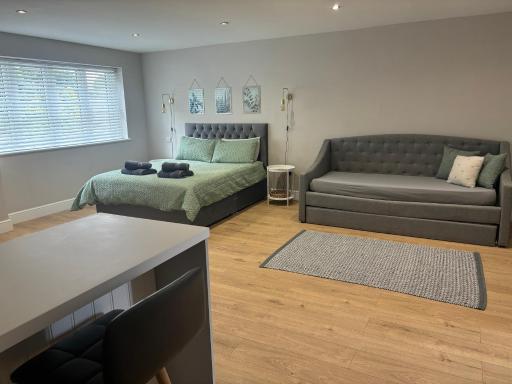 The Woodside Snug, Eastwell, Vale of Belvoir - Housity