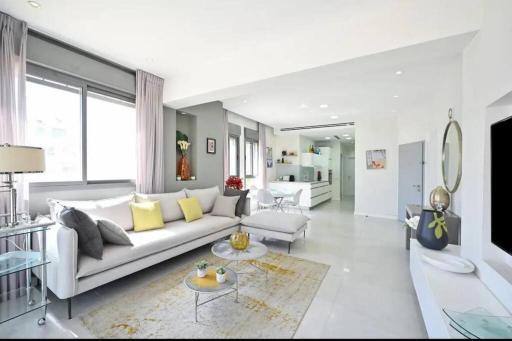 Seaside Apt Balcony&Parking ! - Housity