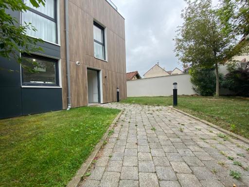 Duplex NEUF 90 m2 - 3 chambres, avec jardin à Sartrouville - Housity