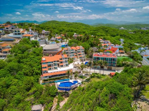 Villas Coral Huatulco - Housity