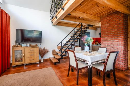 ForRest House Jacuzzi & Sauna - Housity