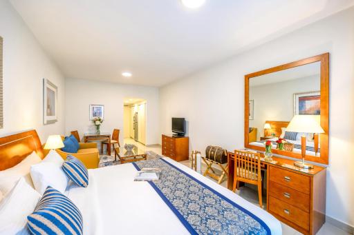 Golden Sands Hotel Apartments - Housity