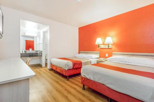 Motel 6-Phoenix, AZ - West - Housity