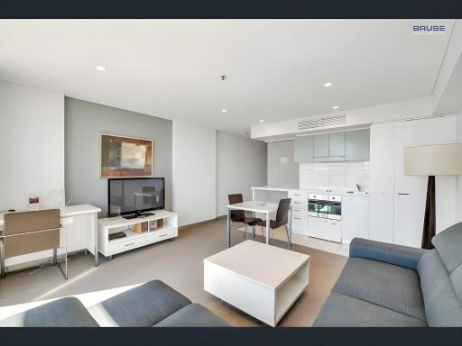 Swainson at Horizons - Housity