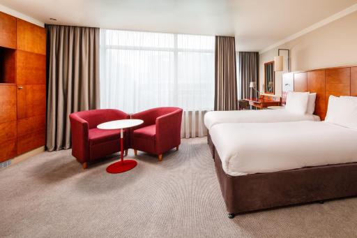 Mercure Cardiff Holland House Hotel & Spa - Housity