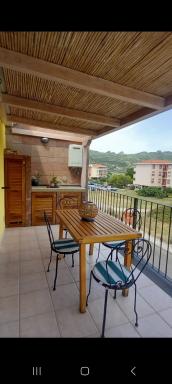Bosa Casa Giulia con 2 camere - Housity