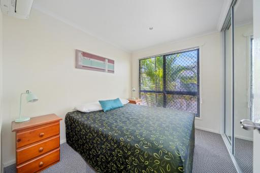 Emerald Motel Apartments - Housity