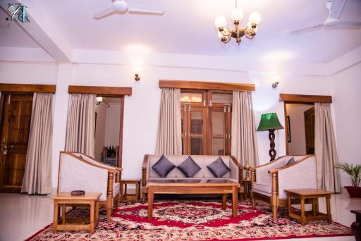 The Camellia - Housity