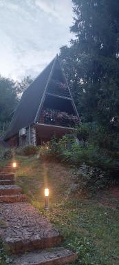 HOLIDAY HOME DRAGONFLY RIVER HOUSE on KORANA near PLITVICE and MREŽNICA - Housity