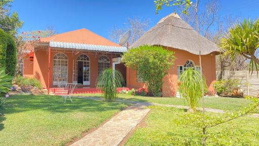 Lynns Guest House - Housity