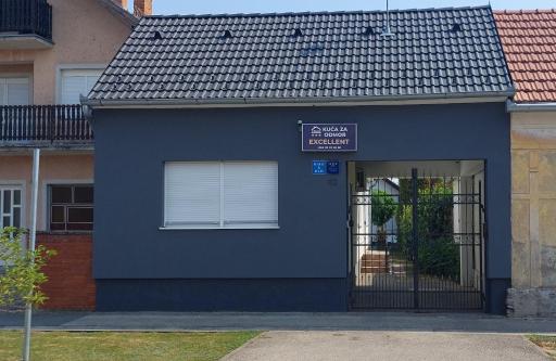 Apartman EXCELLENT - Kuća za odmor u Županji -natkriveno parkirno mjesto - Housity