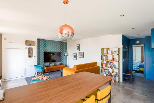 Happy 70's - Family Place - Housity