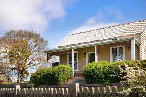 Table Hill Cottage - Housity