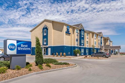 Best Western Limon - Housity