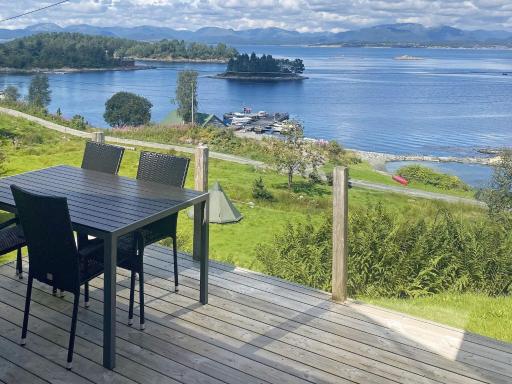 Holiday home LINDÅS III - Housity