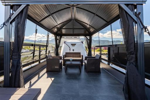 Furano Trailer Village Den - Hizvo