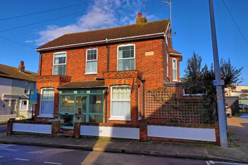 Walton Beach Holiday Lets - Housity