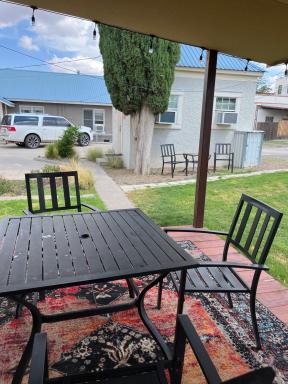 Dragonfly Cottage 1 of 5 listings downtown - Housity