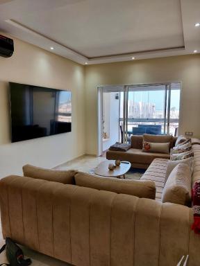 Cosy Apartment with sea view - Housity