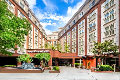 Silver Cloud Hotel - Seattle Broadway - Housity