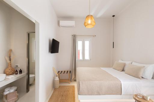 Lotus iΝ & Aroma iN , Mykonos Town - Housity