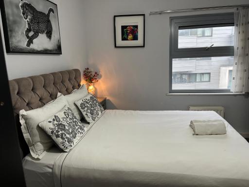 London Luxury Holiday Home B - Housity