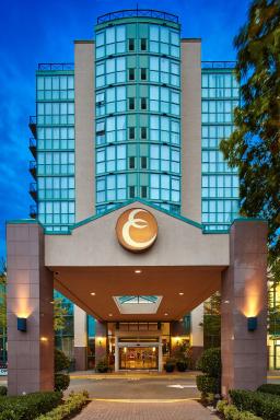 Executive Plaza Hotel & Conference Centre, Metro Vancouver - Housity