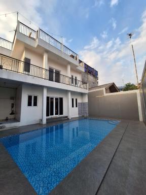 Villa Putih - Housity