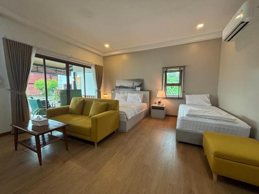 บ้านริมน้ำ โฮมสเตย์ ปราจีนบุรี - Housity