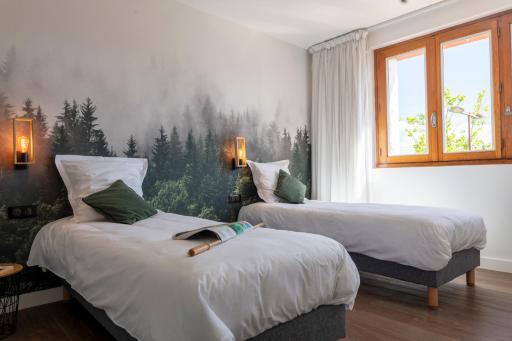 Hotel Restaurant Les Glycines - Housity
