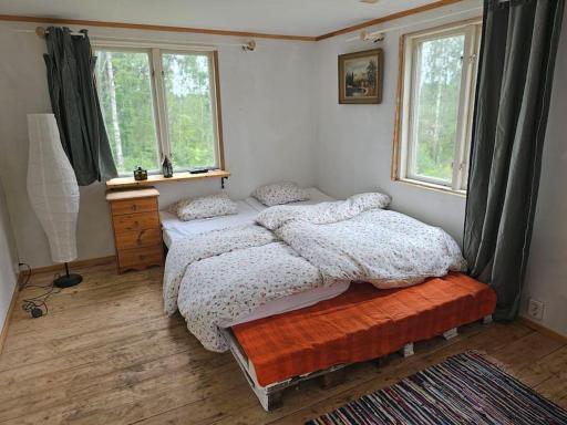 Simple room on eco farm in peaceful nature - Housity