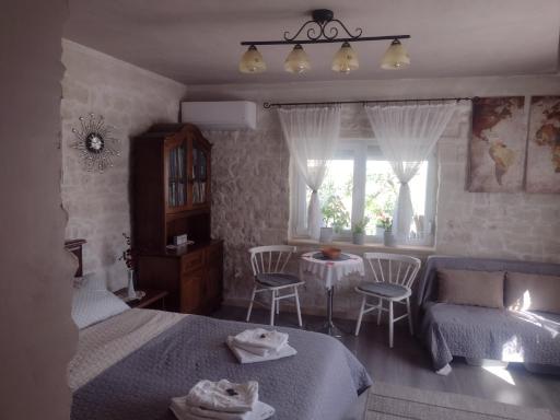 Stone house next to Cluj-Napoca - Housity