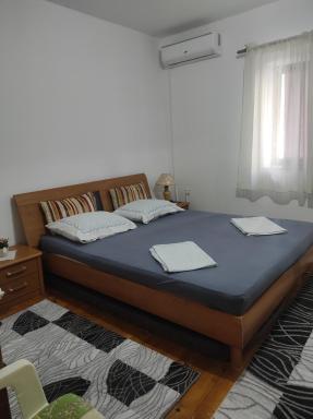 Room at Grandma's Fatima - Housity
