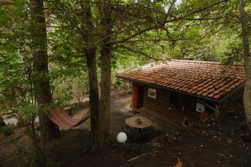Etna Rural Cottage with Jacuzzi - Housity