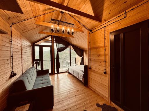 ARMBEE Honey Farm - Housity