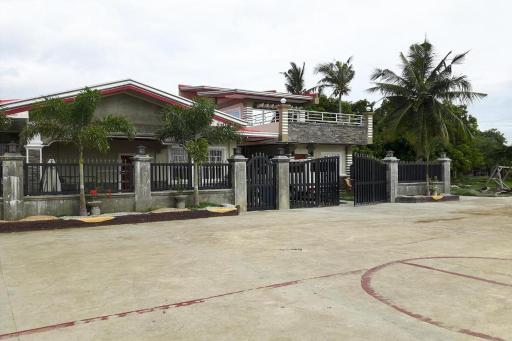 FNT Transient House near Hundred Islands - Housity